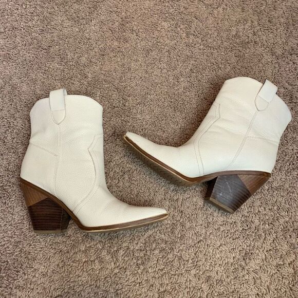 Limelight White Ivory Faux Leather Cowboy Wéstern Ankle Boots Booties 9 - Picture 2 of 8